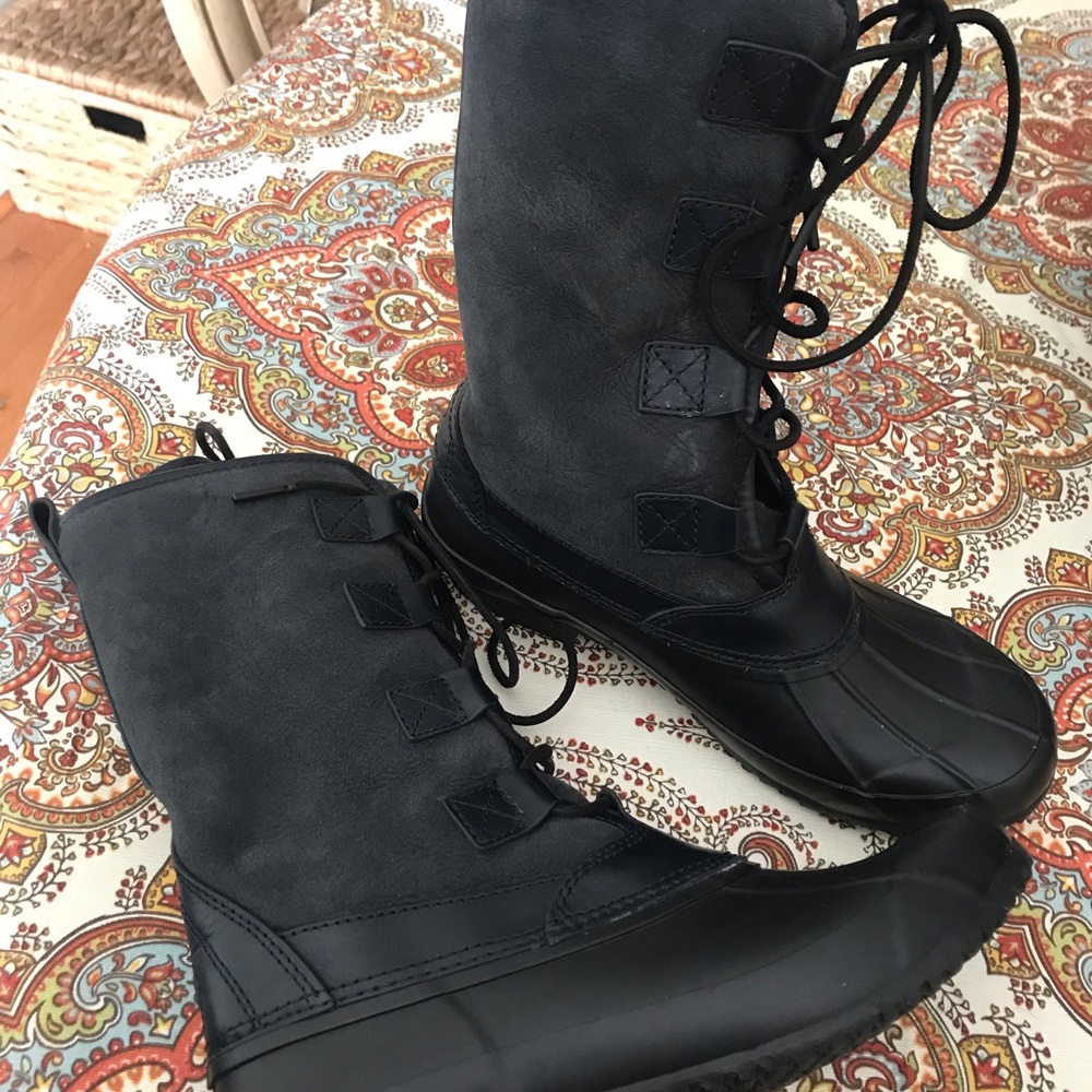 Tory Burch ‘Argyll’ lace up winter boots
